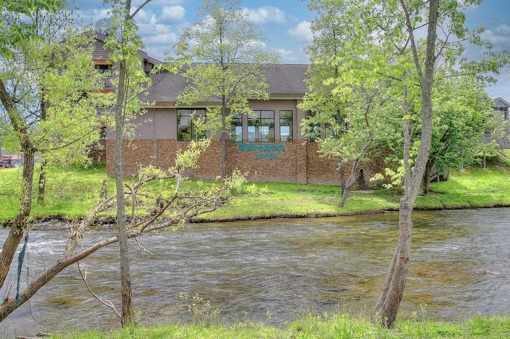 Accommodation By Willow Brook Lodge 비둘기 포지 외부 사진